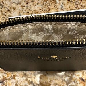 NWOT Black Kate Spade Wristlet